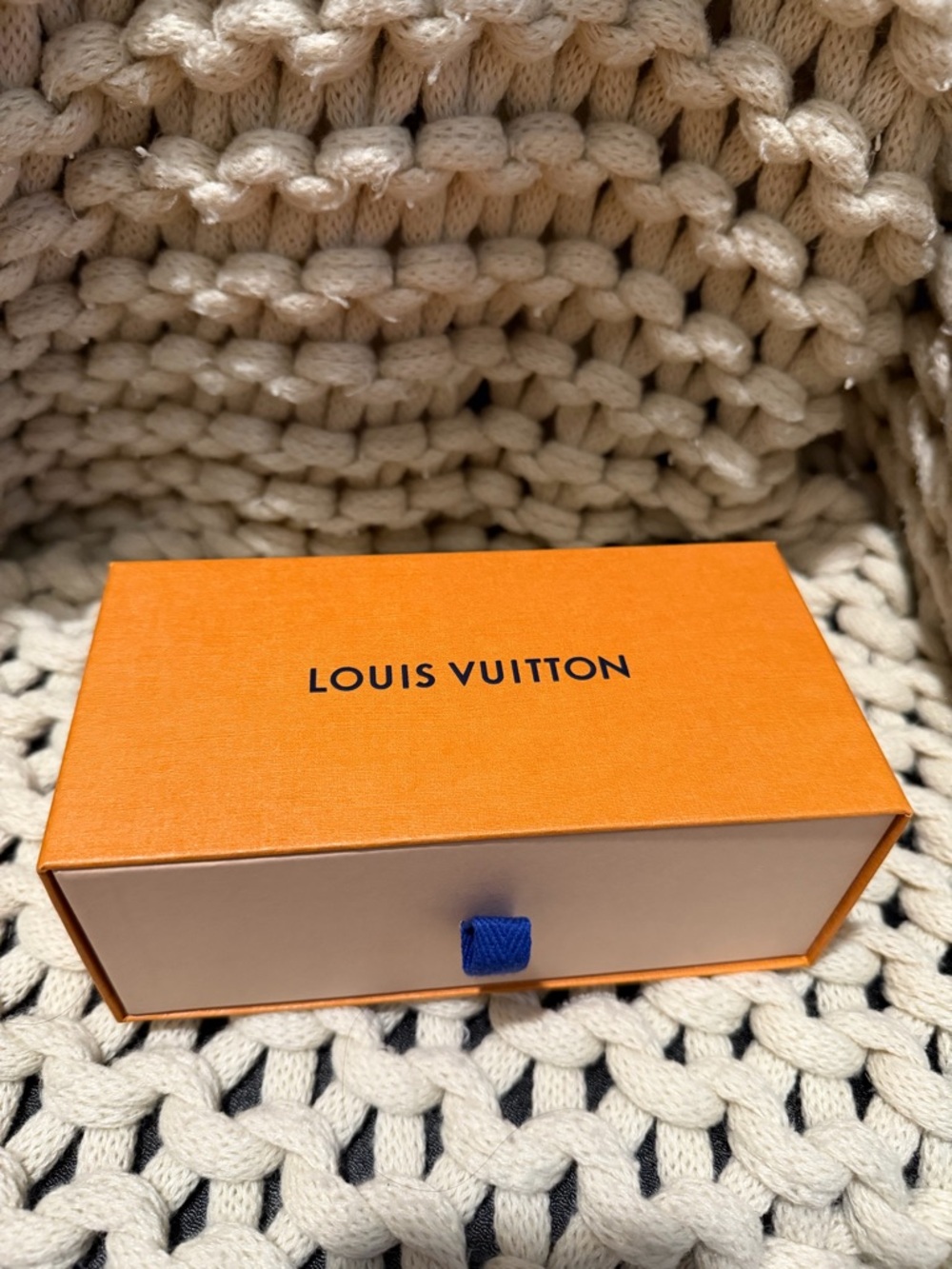 Louis Vuitton Black Cyclone Sunglasses - Picture 5 of 6